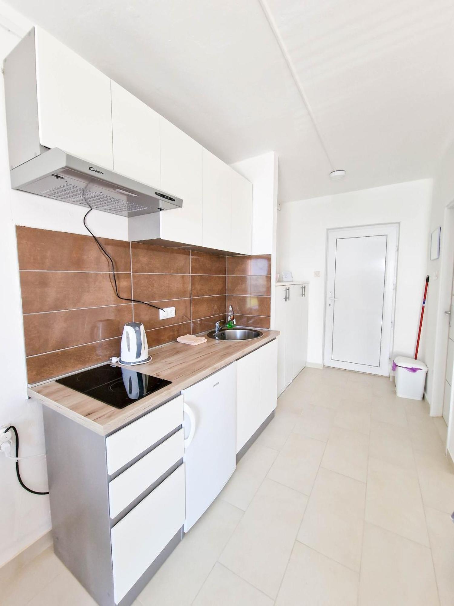 Flip - Flop Apartment โนวาลยา ภายนอก รูปภาพ