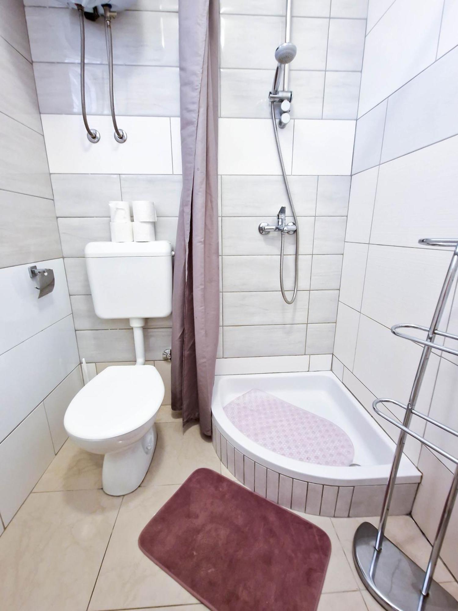 Flip - Flop Apartment โนวาลยา ภายนอก รูปภาพ